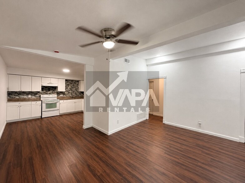 Building Photo - 407 Creath Pl