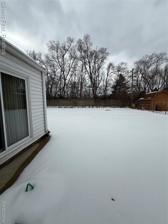 Building Photo - 11477 Aspen Dr