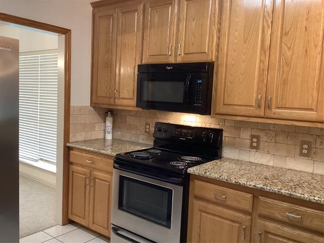 Building Photo - 222 San Jacinto Ct