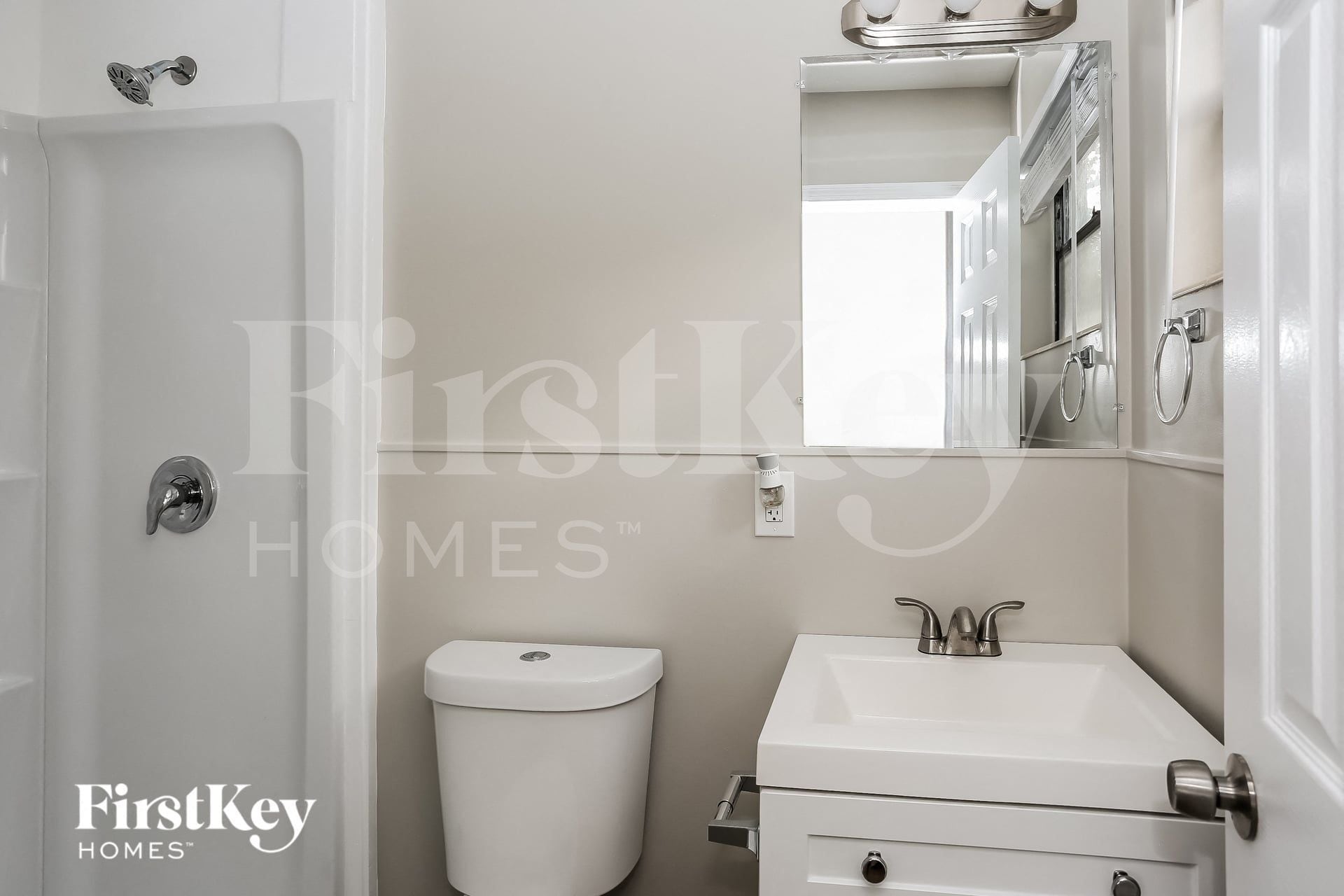 Building Photo - 2853 Oakcove Ln