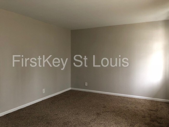 Building Photo - 7709 Paddington Dr