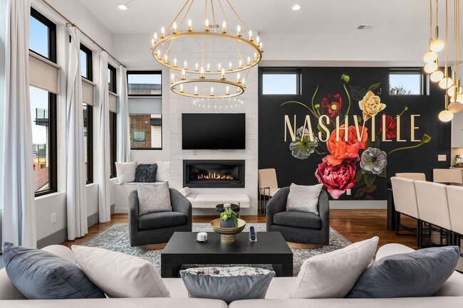 Building Photo - 1025 Southside Ct