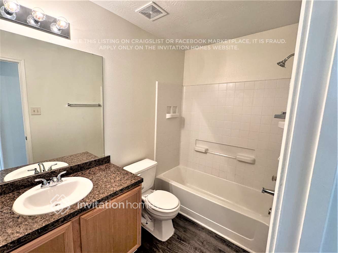 Building Photo - 810 Rosa Del Villa Ct