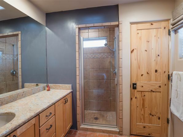 Building Photo - 207 Camino De Los Marquez