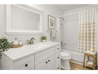 Building Photo - 2489 Woodbridge St