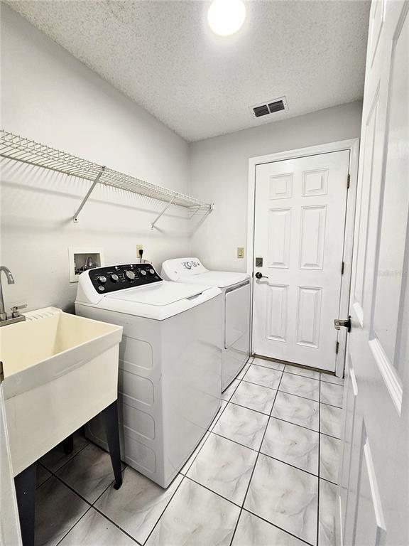 Building Photo - 6506 Canterlea Dr
