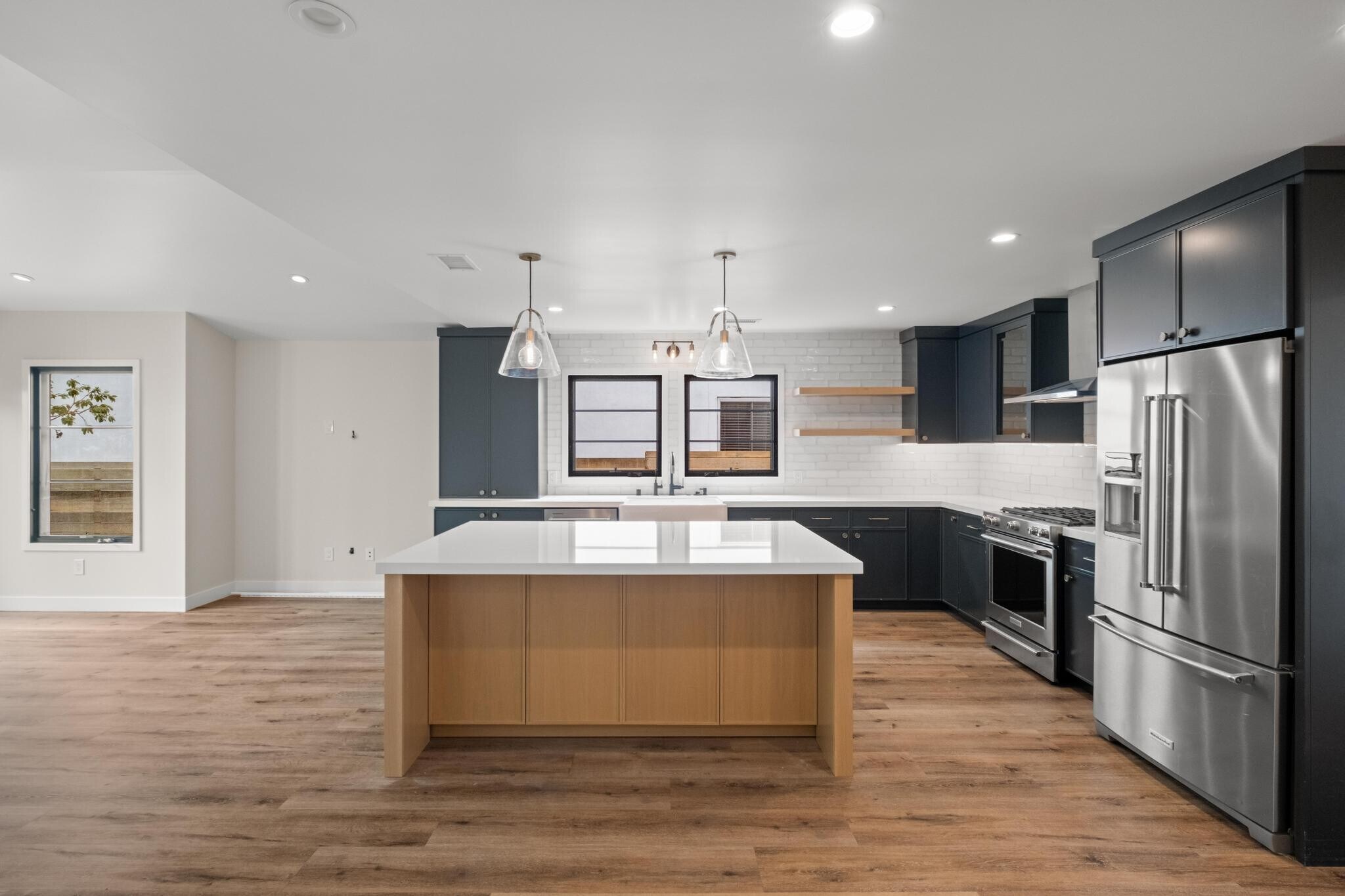 Building Photo - 2726 Andreo Ave
