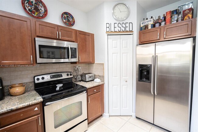Building Photo - 23480 SW 113th Ave