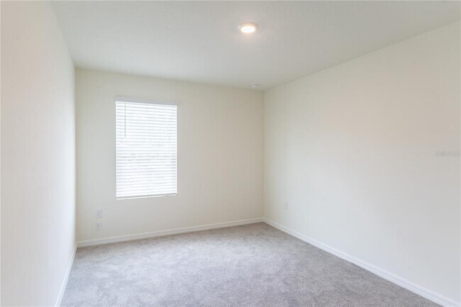 Building Photo - 4807 SW 51st Dr