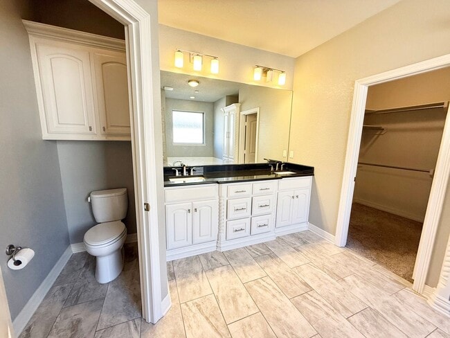 Building Photo - 7332 Kingsport Ln