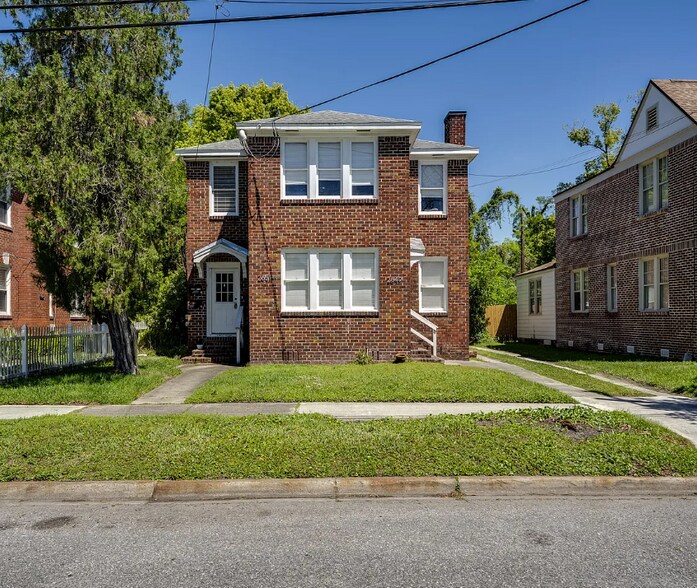 Building Photo - 2651 Dellwood Ave