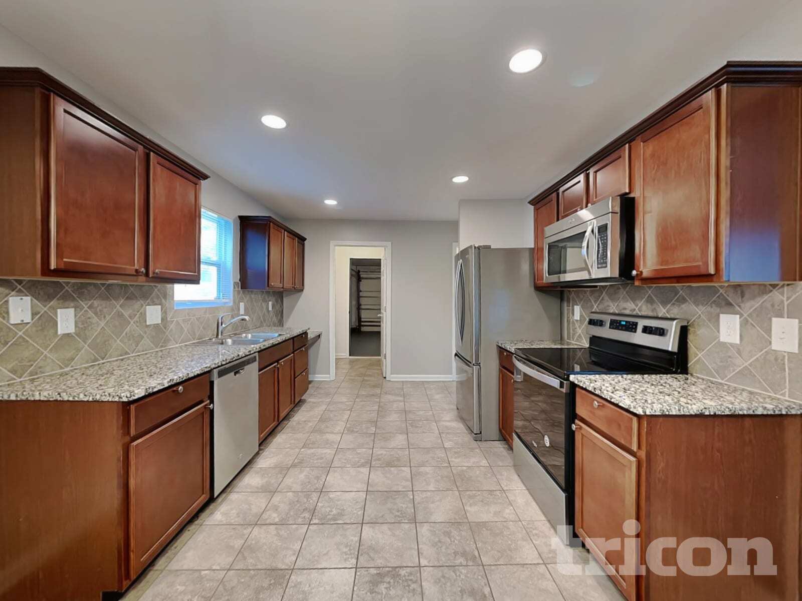 Building Photo - 7220 Cypress Ridge Dr