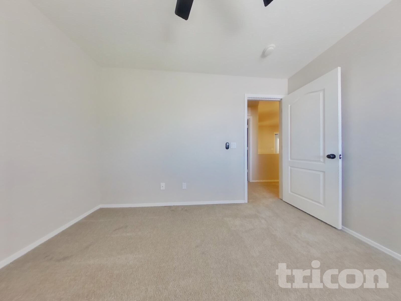 Building Photo - 1462 S 220th Ln