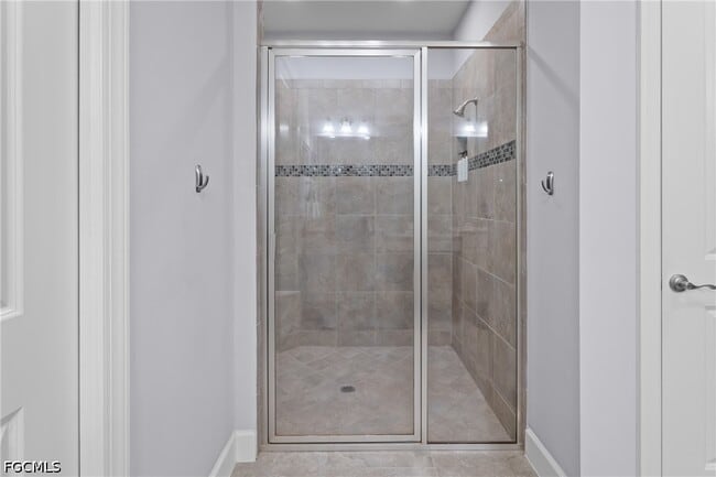 Building Photo - 8760 Bellano Ct
