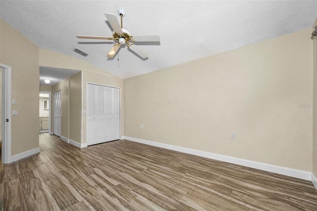 Building Photo - 4638 Sheffield Dr