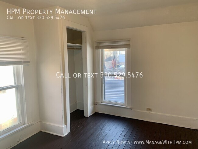 Building Photo - 1721 3rd St SE