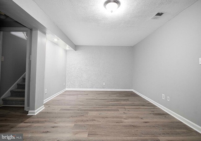 Building Photo - 224 Drexel Dr