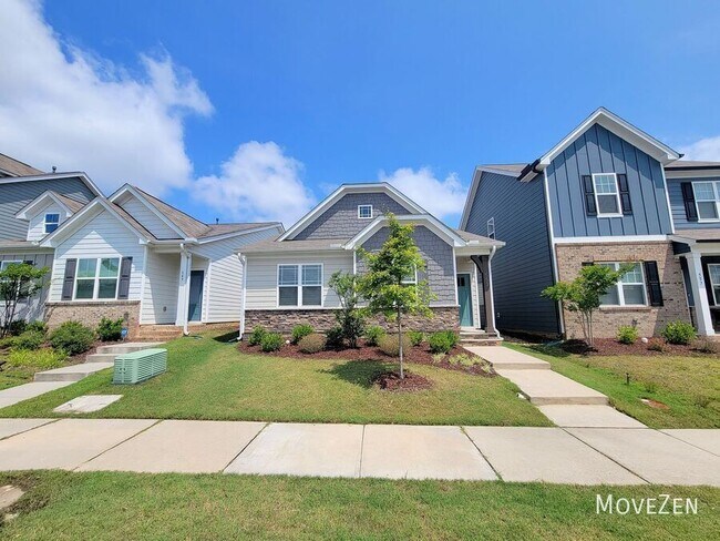Building Photo - 553 Haywood Glen Dr