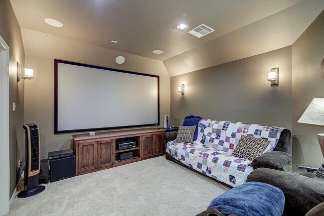 Building Photo - 27410 Starlit Ranch Drive