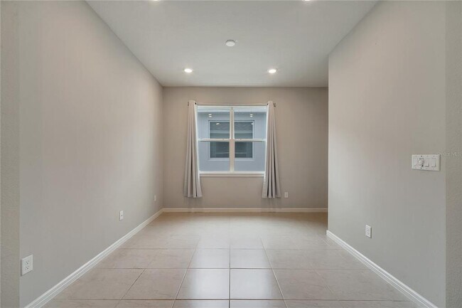 Building Photo - 1848 Spring Shower Circle