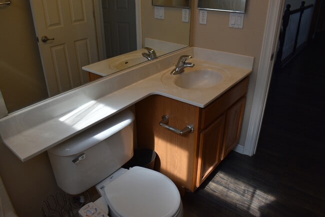 Building Photo - 870 Alabaster Ct