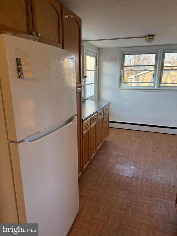 Building Photo - 305 Monument Ave