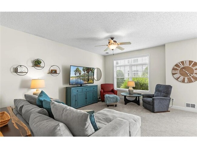 Building Photo - 2145 Old School Rd