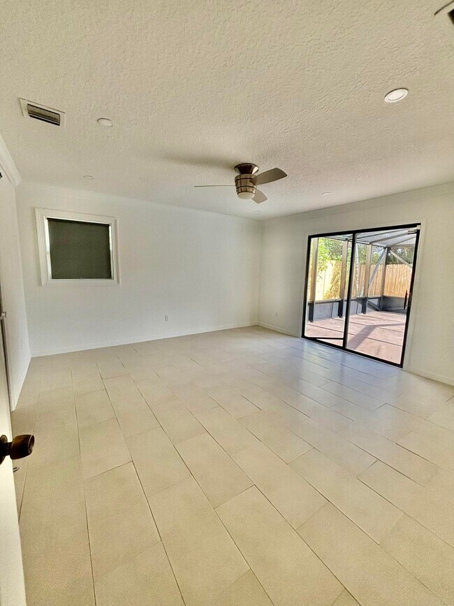 Building Photo - 7927 Bishopwood Rd