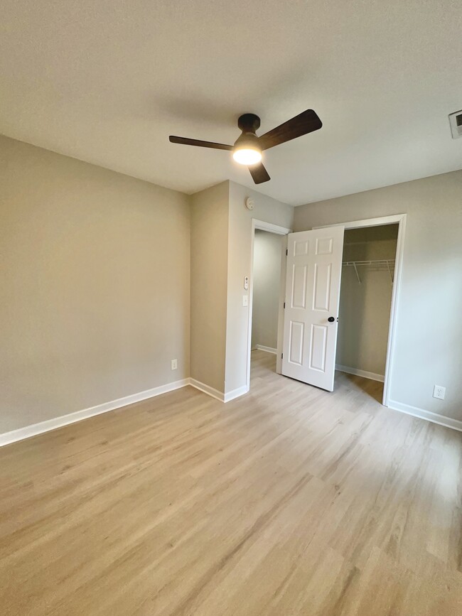 Upper Level Bedroom - 2845 Worth Dr