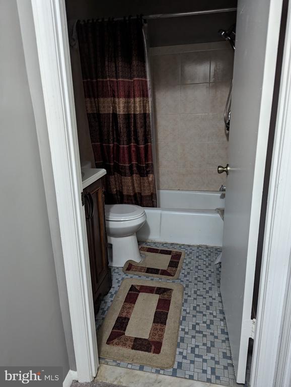 Building Photo - 5546 Karen Elaine Dr