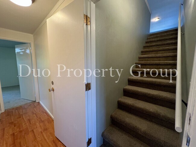Building Photo - 2035 Harvard Dr