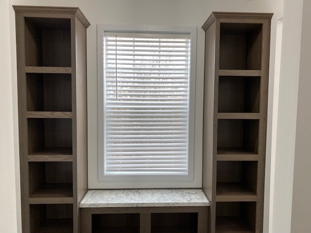 Building Photo - 1126 Stoneridge Ct