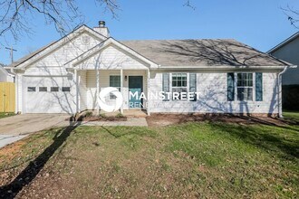 Building Photo - 3 Bedroom Pet-Friendly Home in MATTHEWS, N...
