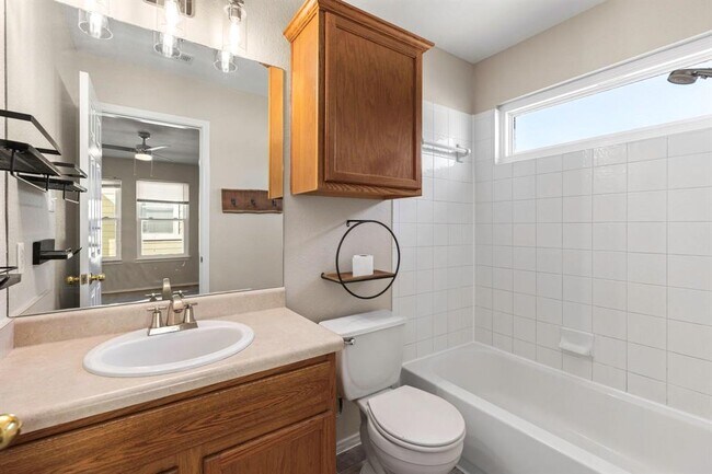 Building Photo - 284 Michaelis Rd