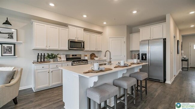 Building Photo - 1083 Meadowlark Dr