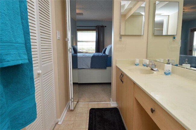 Building Photo - 1316 Pasadena Ave S