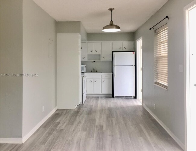 Building Photo - 1710 Madison St