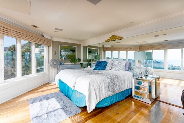 Building Photo - 410 Blumont St