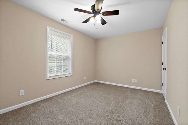 Building Photo - 622 Appleton Dr