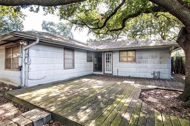 Building Photo - 5538 Pagewood Ln