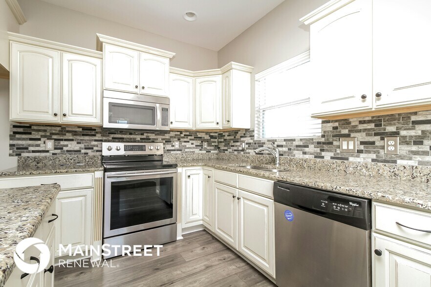 Building Photo - 4834 Beryl Dr