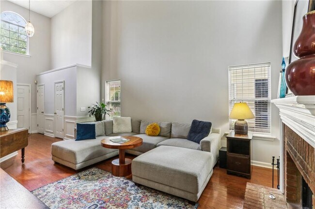 Building Photo - 4284 Cabretta Dr