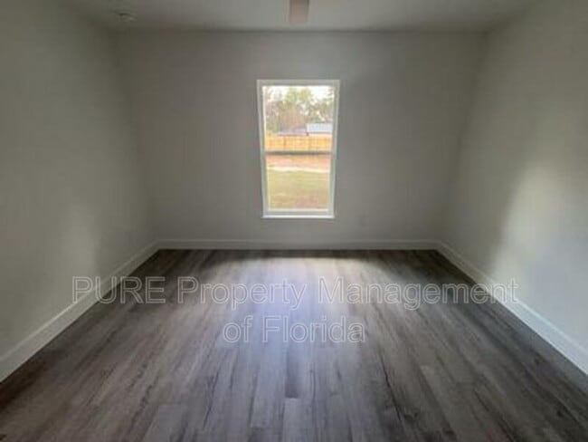Building Photo - 5787 NW 62nd Ave