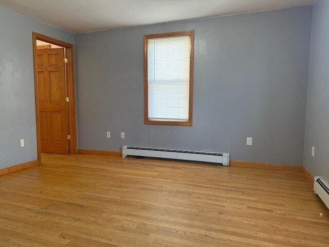 Building Photo - 5 Dustin St