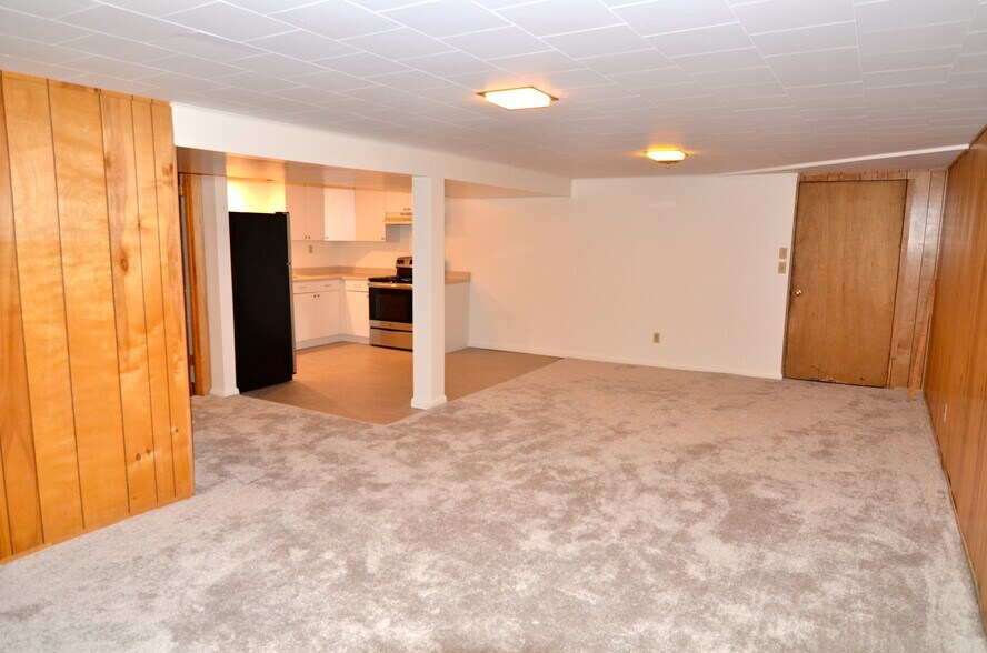 Downstairs kitchen/ livingroom - 1223 N 8th Ave