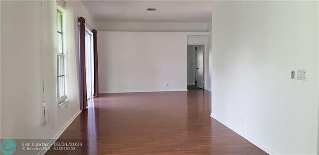 Building Photo - 3533 Dunes Vista Dr