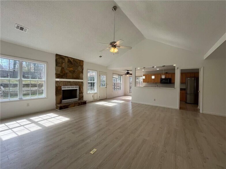 Building Photo - 54 Oxford Brook Way