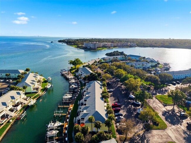 Building Photo - 5174 Beach Dr SE