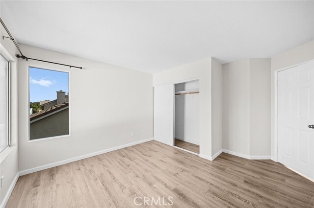 Building Photo - 15154 Biarritz St
