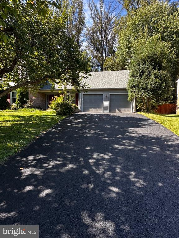 Building Photo - 9612 Whitecedar Ct